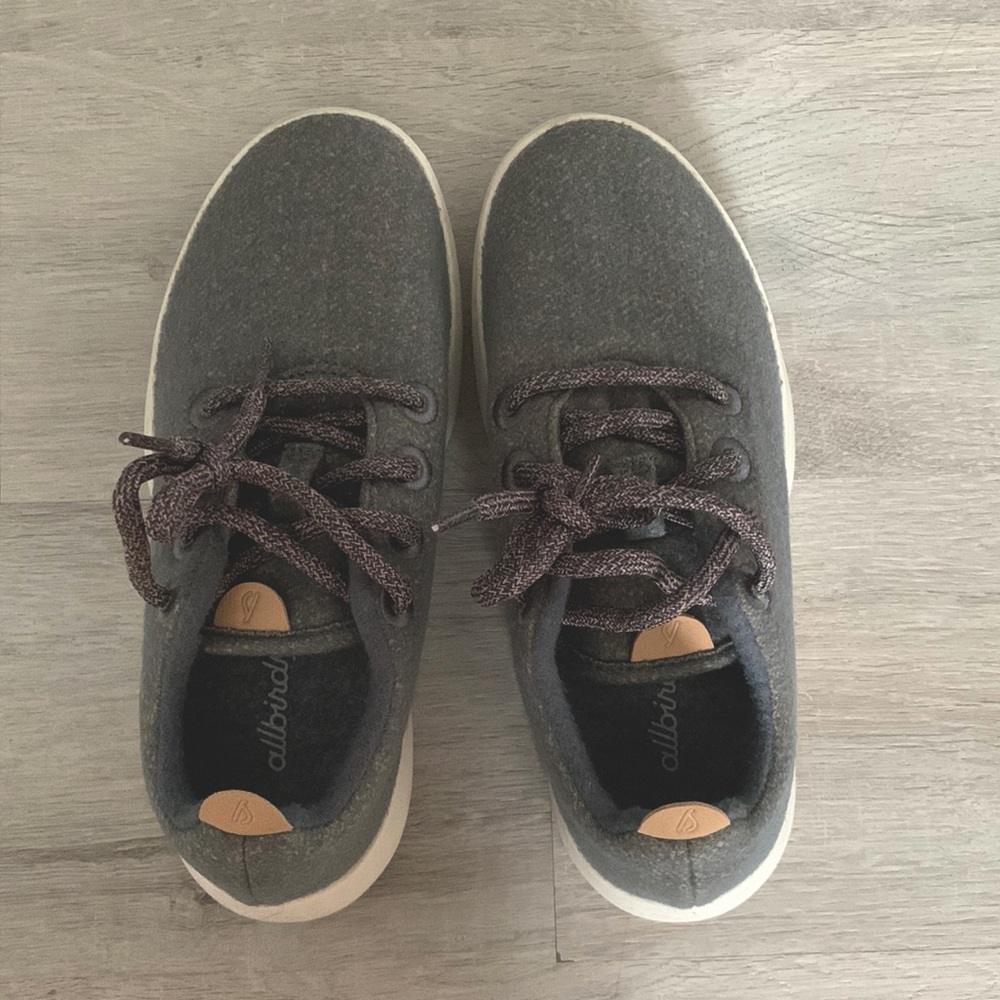 SOLD - Allbirds Wool Runners - Size 5